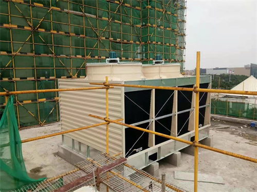 無填料噴霧式玻璃鋼冷卻塔工作原理(玻璃鋼冷卻塔廠家山東鵬盛)